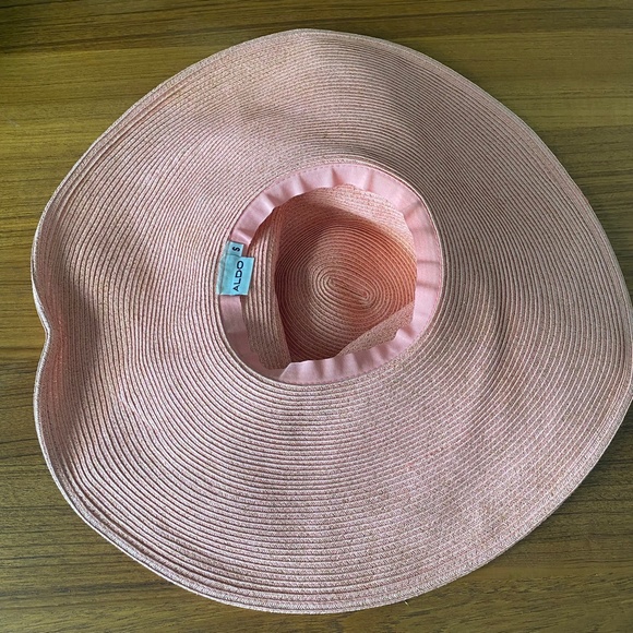 ALDO Floppy Pink Hat with Bow - Picture 3 of 5